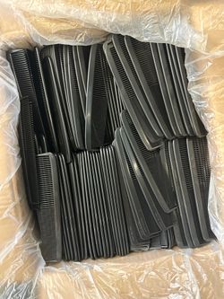 Hair combs (box full)