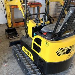 Mini Excavator With Tooth Bucket