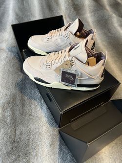 Jordan 4 WMNS Size 12 Mens 10.5 Fossil Stone