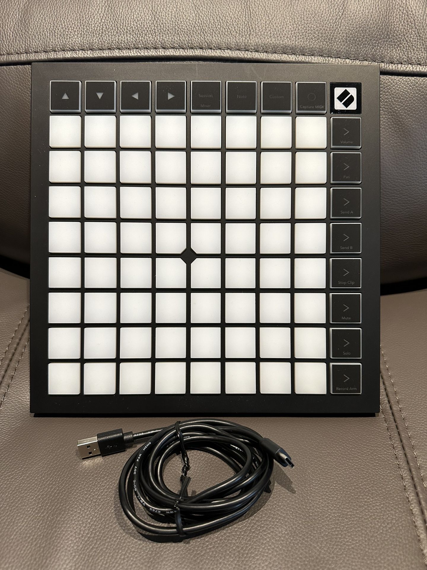 Novation Launchpad X MIDI Grid Controller for Ableton Live/Logic Pro