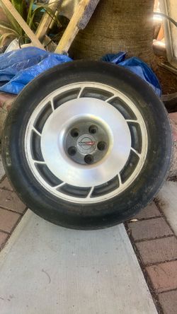 Vette Tire Intact No Leaks Tread 60% Make Offer