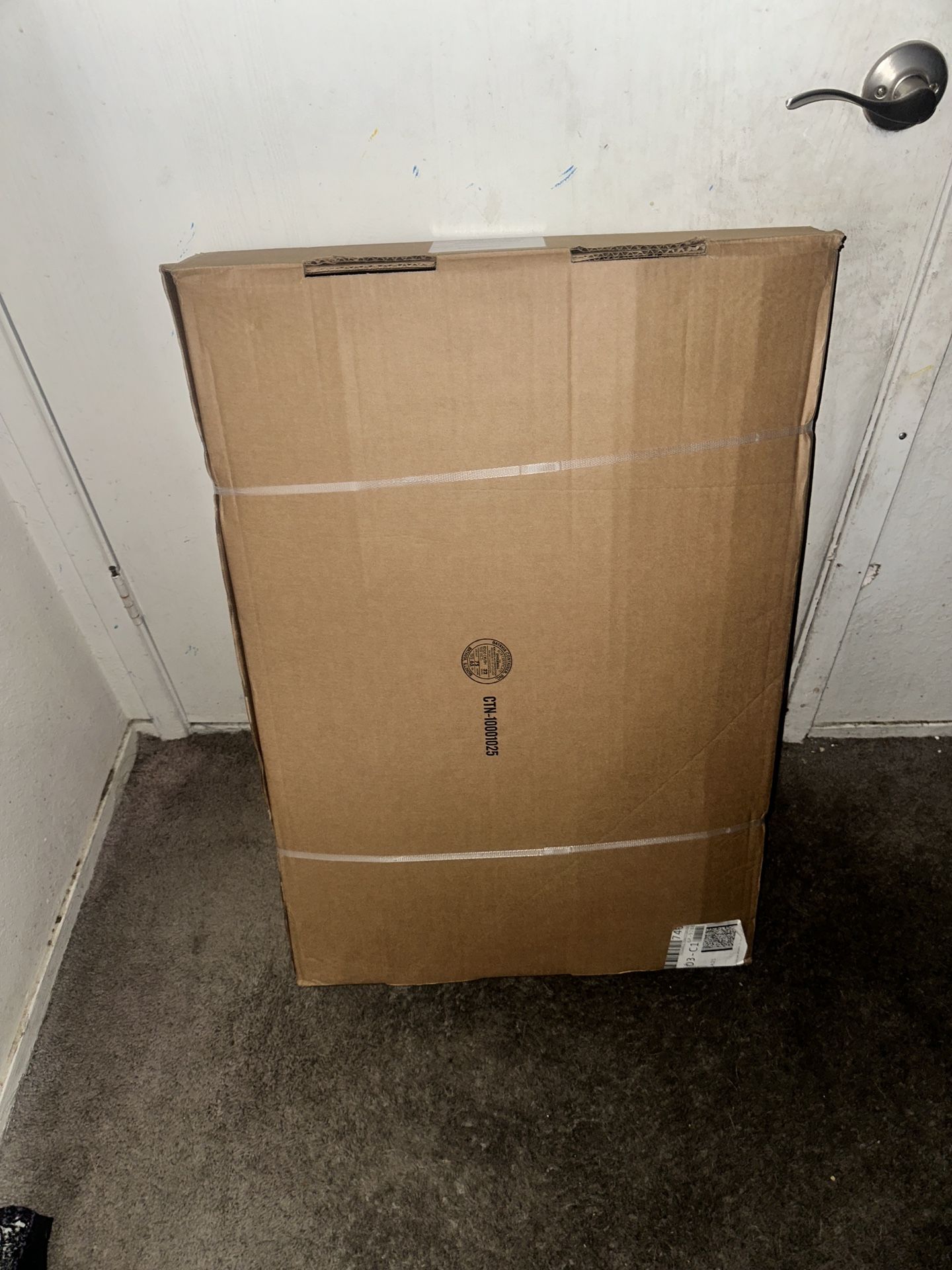 Mats new mats still in box for Sequioa 2025