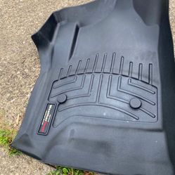 Weather Tech Floor Mat GM SUV