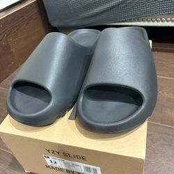 Adidas Yeezy Slide Onyx 