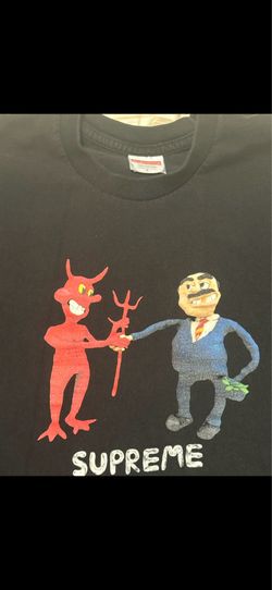 Supreme tee