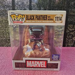 Funko Pop Marvel Black Panther With Waterfall - # 1114 Funko Hollywood Exclusive