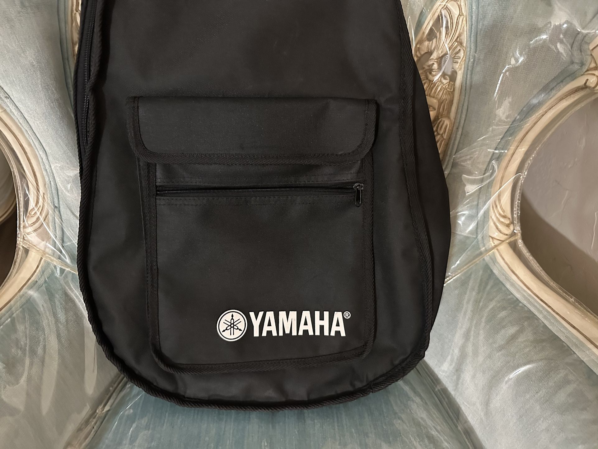 Guitar Case. Yamaha.