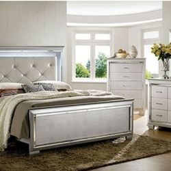 Brand New Silver 4pc Queen Bedroom Set (Available In California & Eastern King)