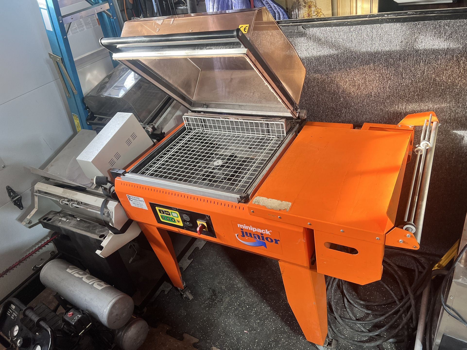 mini Pack Shrink Wrapping Machine