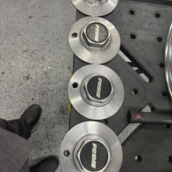 Prime Center Caps 