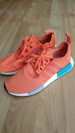 Adidas nmd R1 orange in exellent condition sizeM10