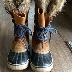 Joan Of Arctic Sorel Boots Size 8.5
