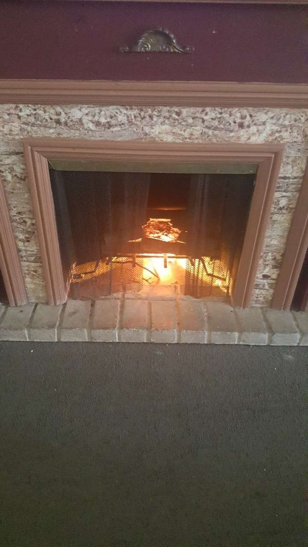 Free Electric Fireplace With Built In Speakers Am Fm Stereo 8 Electric Fireplace With Built In Speakers Am Fm Stereo 8 Track And Record Player For Burr Ridge Il Offerup
