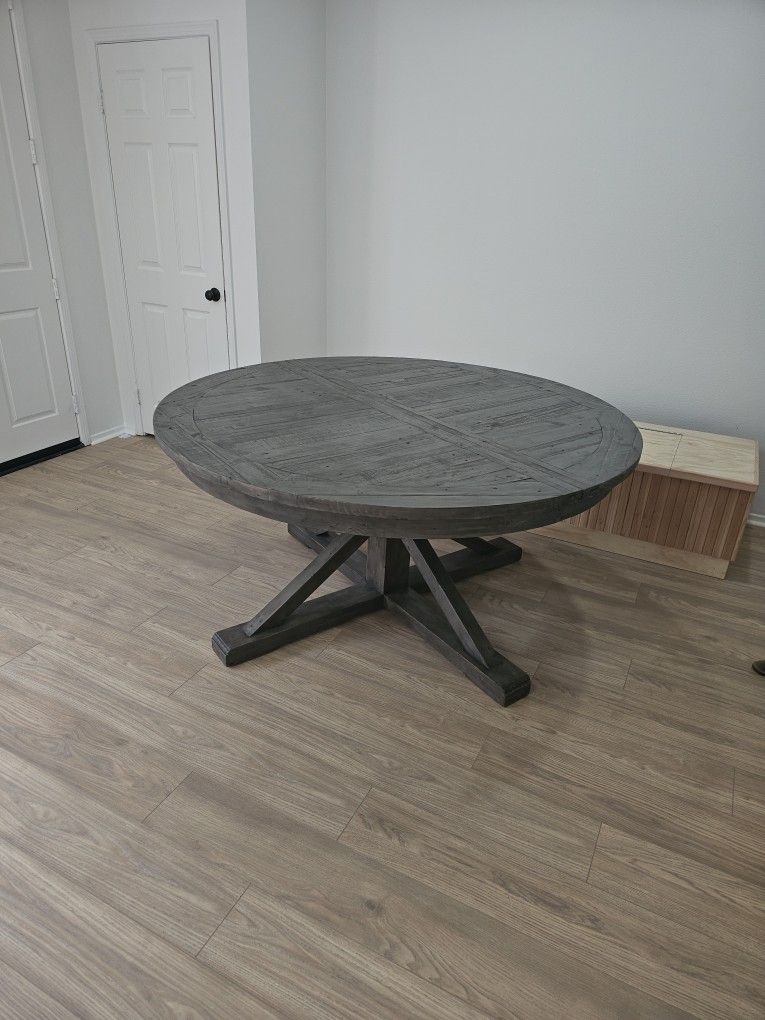 Hart Round Reclaimed Wood Extendable Dining Table (63" - 79")
