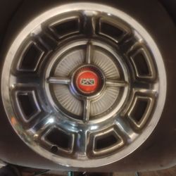 (1) Hubcaps For 1966 Ford Fairlane /Ranchero 14"
