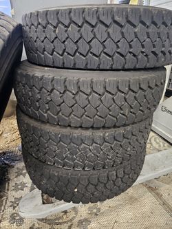 11R22.5 SEMI TIRES