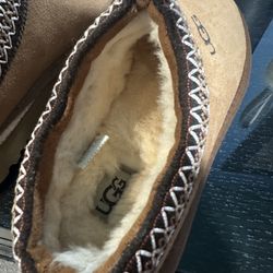 Ugg Slippers 