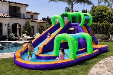 Inflatable Bounce House for Kids with Blower. Family Backyard Bouncy Castle with Fun Doorway Tunnel ,