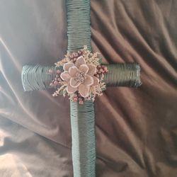 Cross Wreath $25