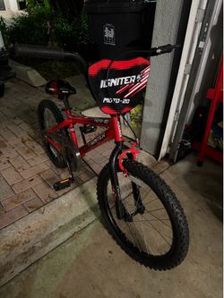 Pacific Cycle Igniter 20" Kids' Bike