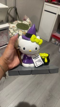 Hello Kitty Halloween Witch Figurine