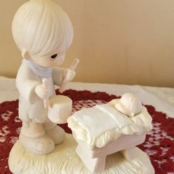 Precious Moments Figurine 