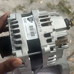  2014 ram Laramie 5.7 liter v8 2 wheel drive