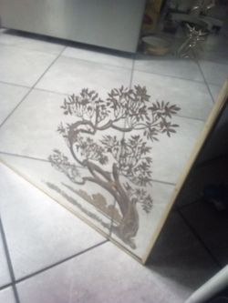 Art and take pictures of of Chinese golden frame golden carb birds and it's collectible
