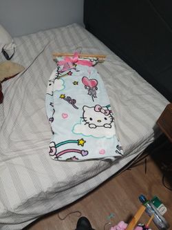 Hello Kitty Blanket