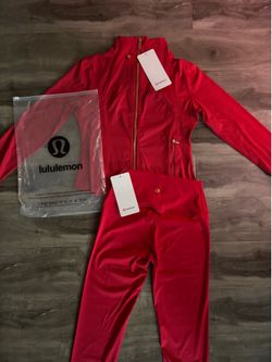 Lululemon Cropped Gold Zipper Jacket Set