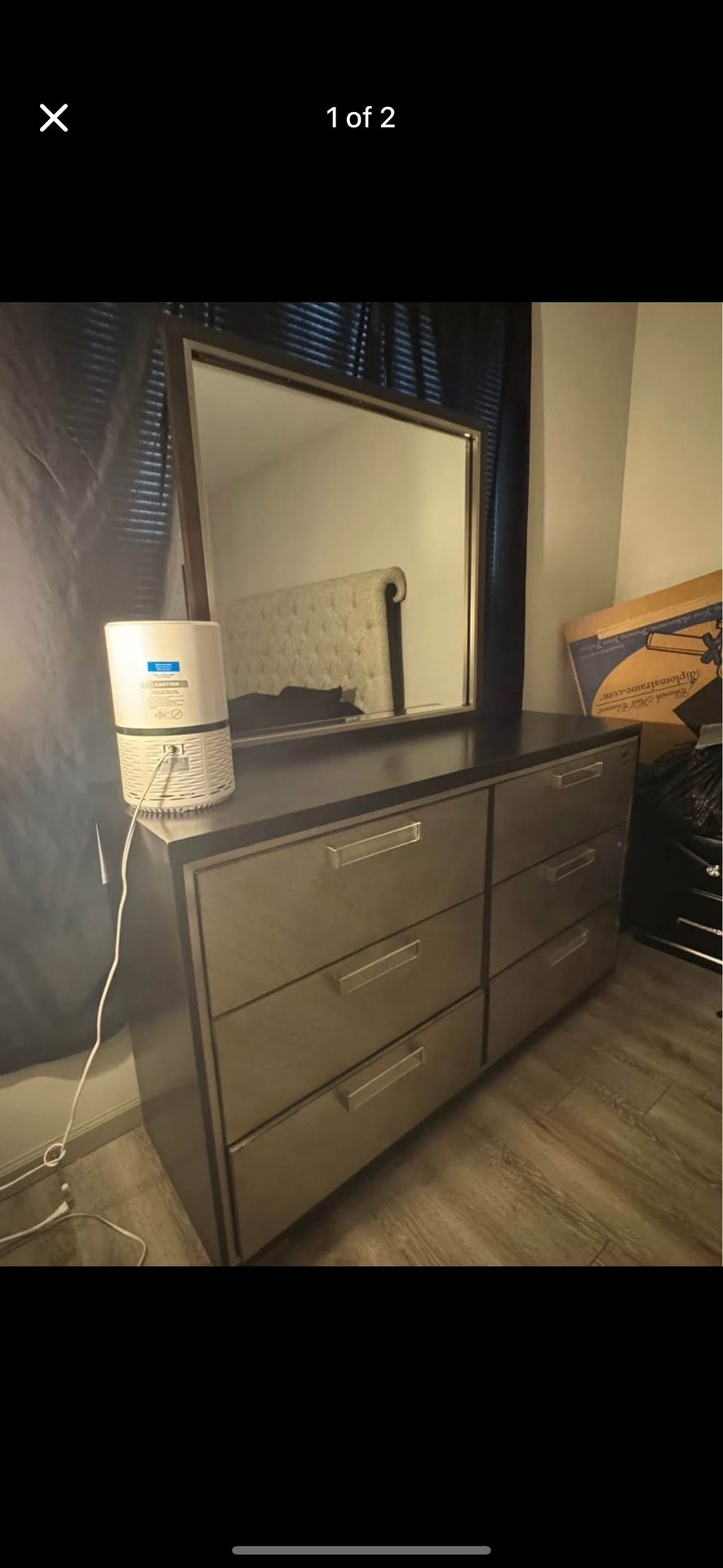 Dresser With Mirror