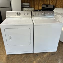 Combo Washer and dryer Gas MAYTAG 