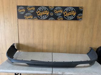 2020 2021 2022 2023 2024 2025 Lincoln Aviator Rear Bumper Lower Valance