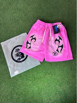 Hellstar Shorts Size S ✅