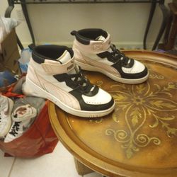 SIZE 3C GIRL PUMA $3 VERY CLEAN 