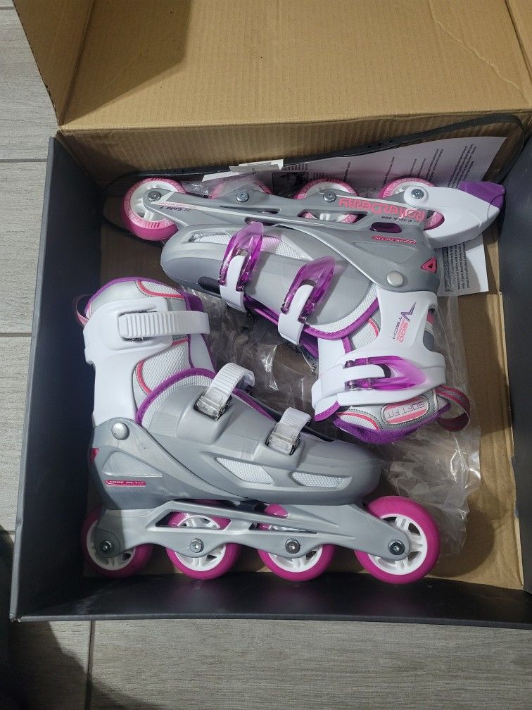 Girls/womens Rollerblades