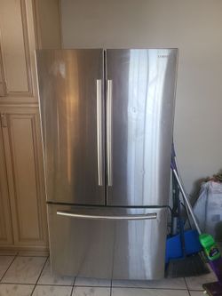 Samsung refurbished double door steel fridge