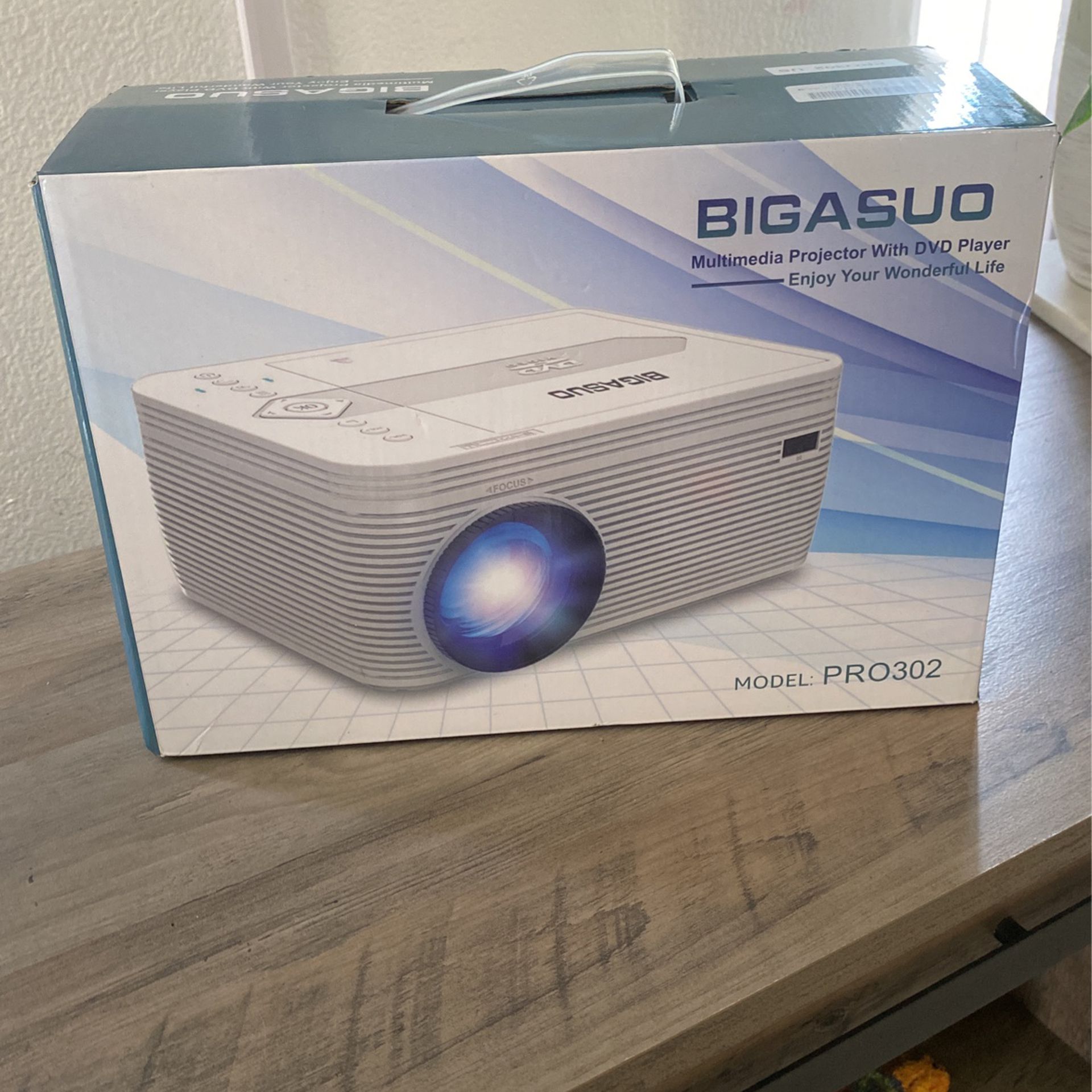 Bigasuo Multimedia Projector With DVD Player