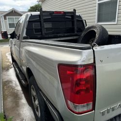 2004 Nissan Titan