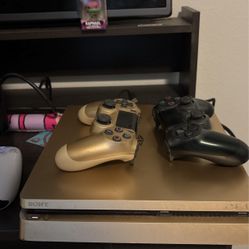 PS4 Slim Gold