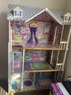 Doll House