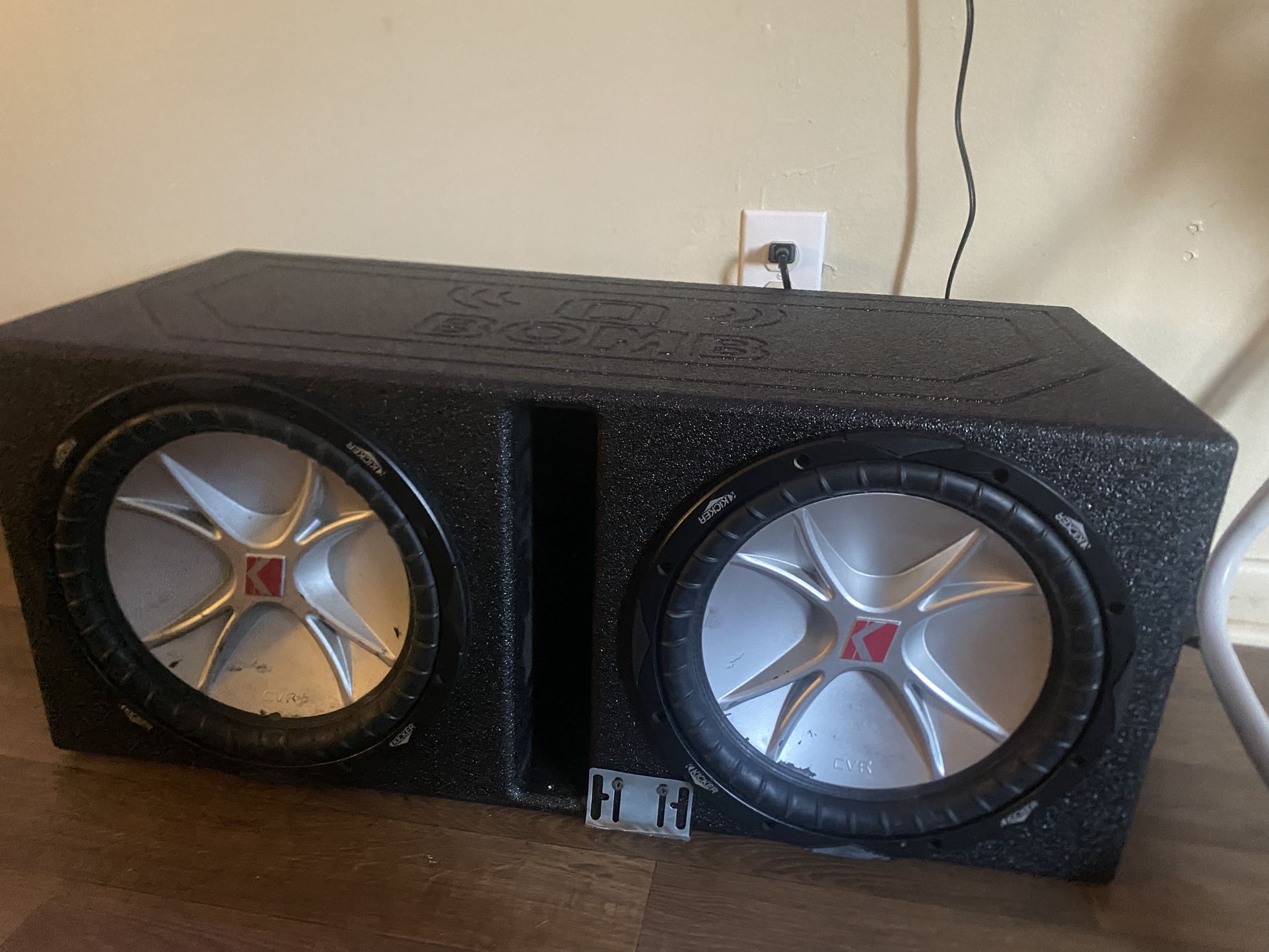 2 10 Cvr Kickers With Q Bomb Box