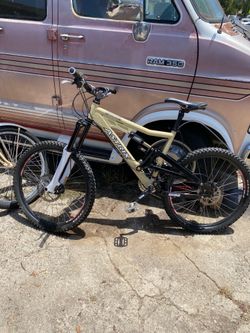 Astrix top notch full suspension mountain bike