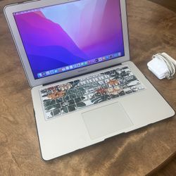 MacBook Air (13-inch, 2017)