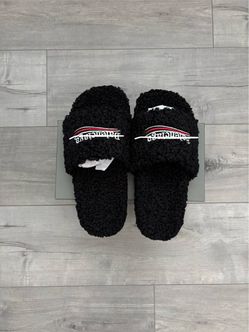 Balenciaga Slides