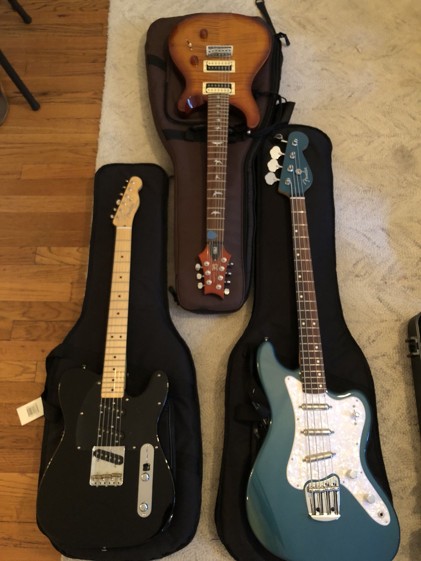 Fender & PRS guitars - like new!