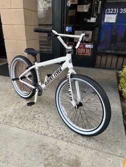 NEW SE Bikes Blocks Flyer 26” BMX Bike – Arctic White – Financing Available