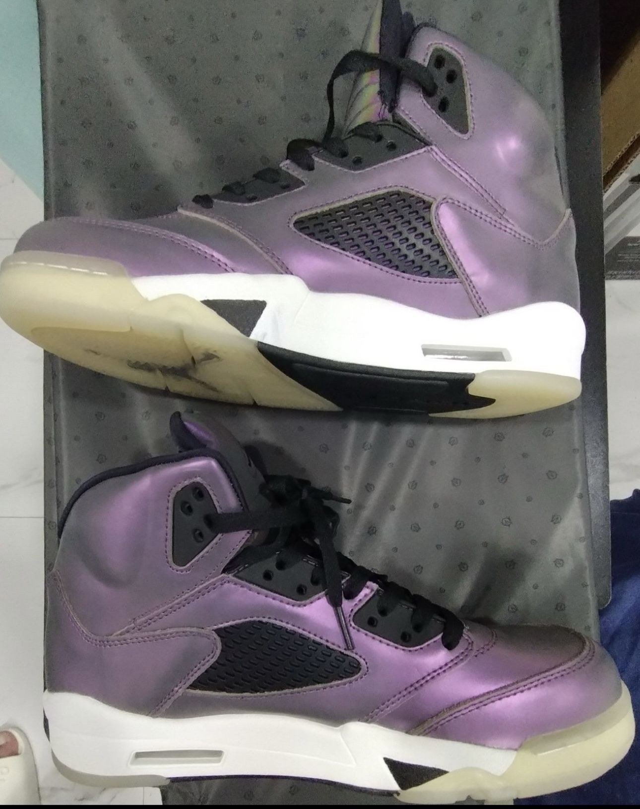 NEW Nike Air Jordan 5 Retro Oil Grey Sneakers