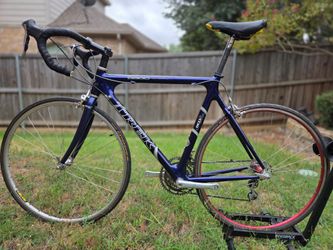 Trek 5500 OCLV Carbon Road Bike