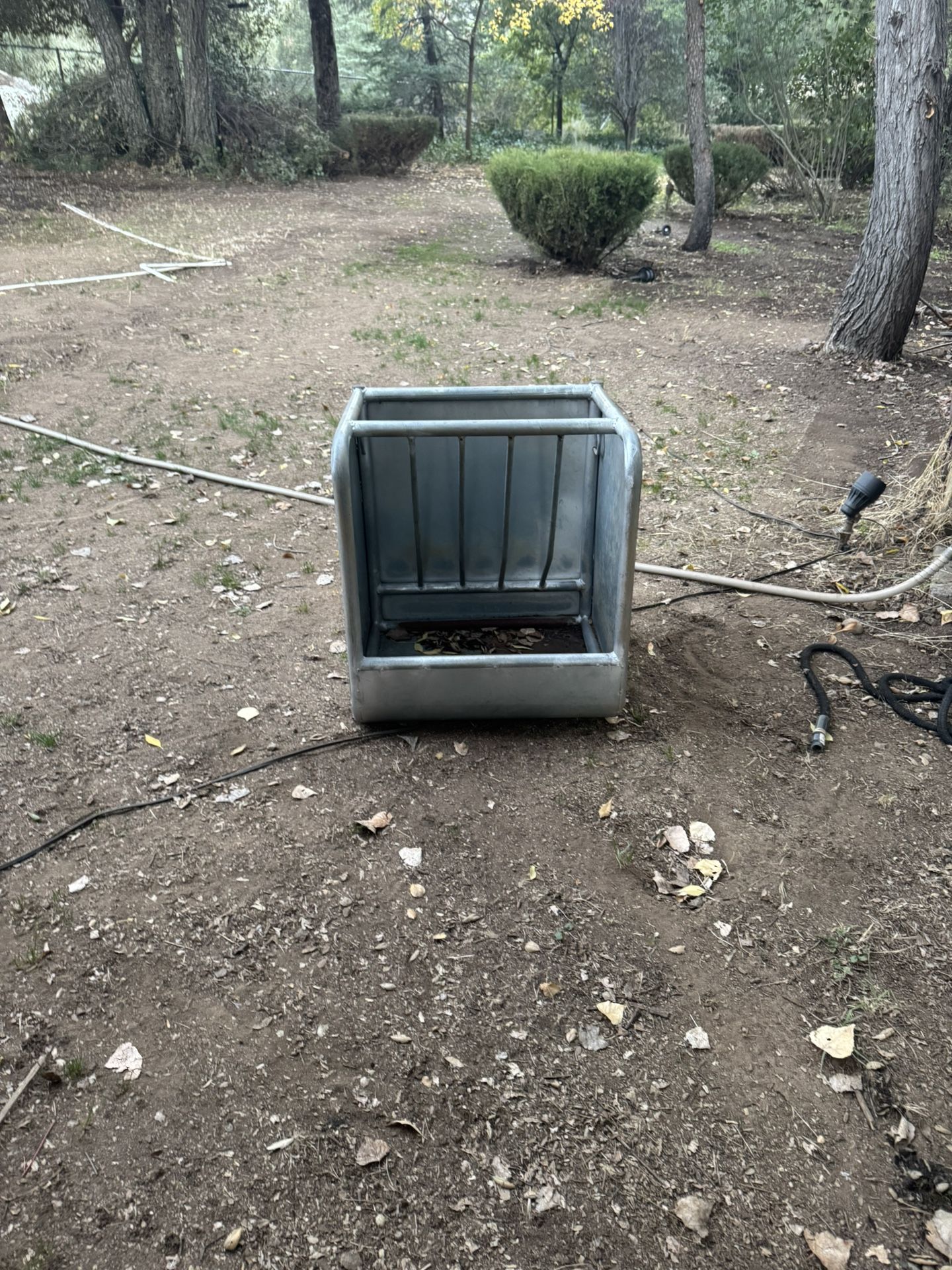 Galvanized Wall/fence Mount Horse Feeder